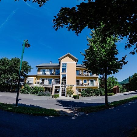 Hotel St. Hubertushof Бад Глайхенберг Екстериор снимка